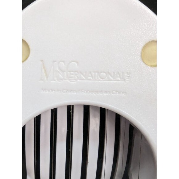 MSC International White Plastic and Wire Egg Slicer and Chicken Mini Measure - Picture 5 of 9